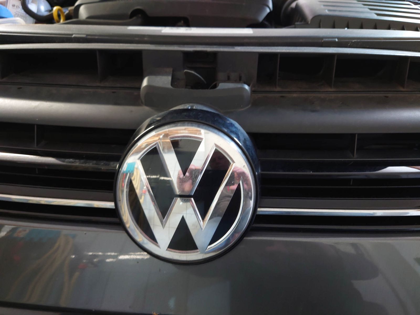 VW Golf 7 Emblem (Schwarz), Kaufen, Ausbauen & Wechseln